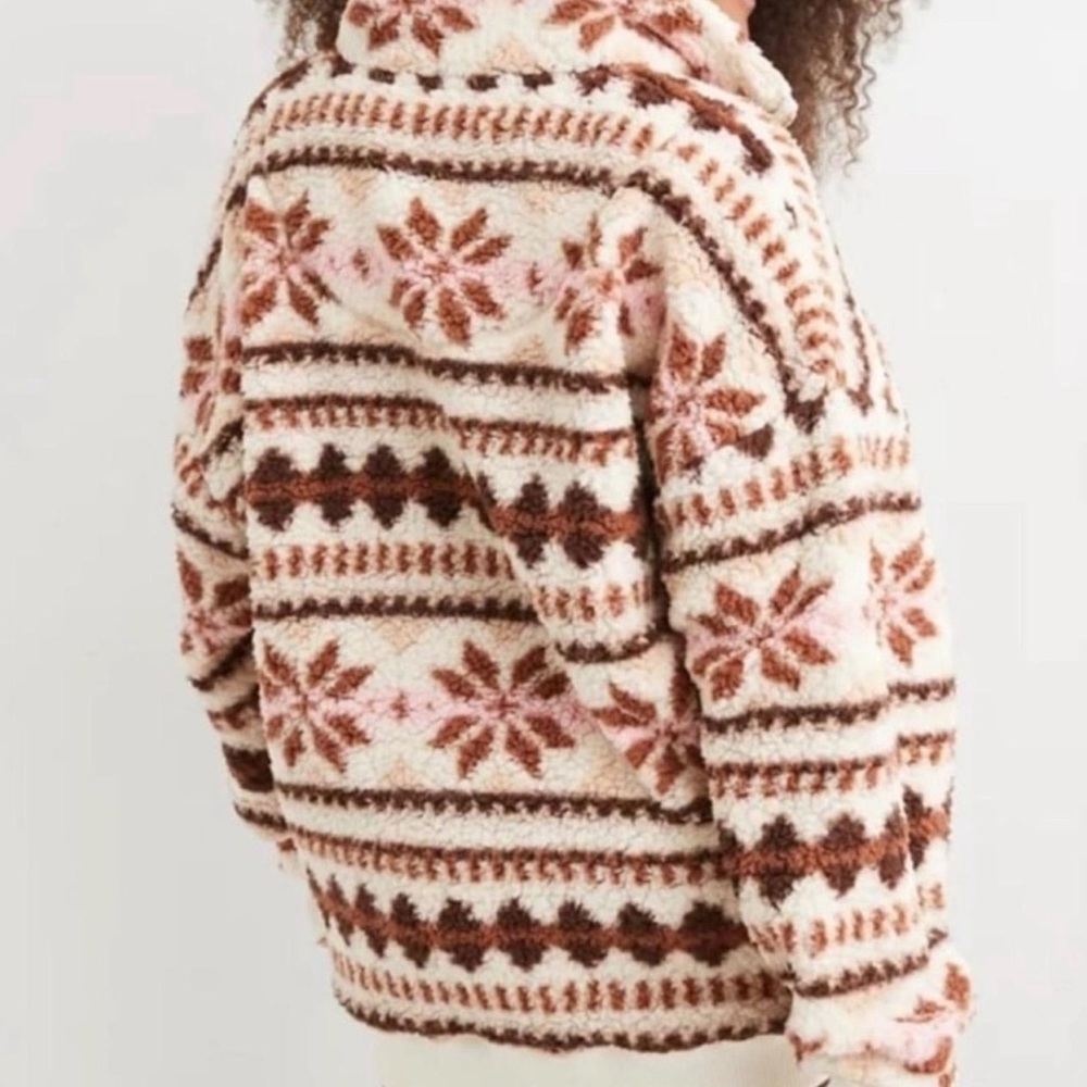 Aerie Hometown Holiday Quarter Zip Sweatshirt - Picture 2 of 3